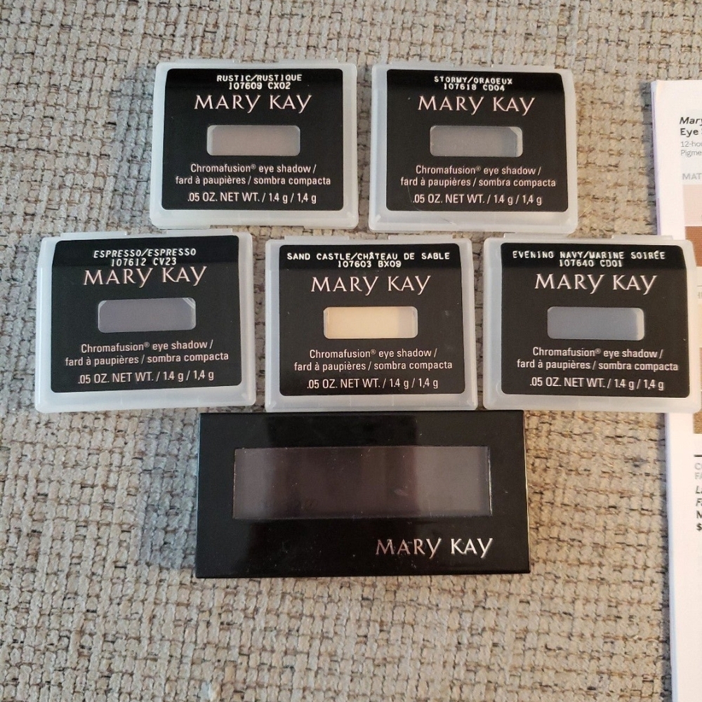 Mary Kay Eyeshadow Collection - Cream, Brown, Gray, Blue